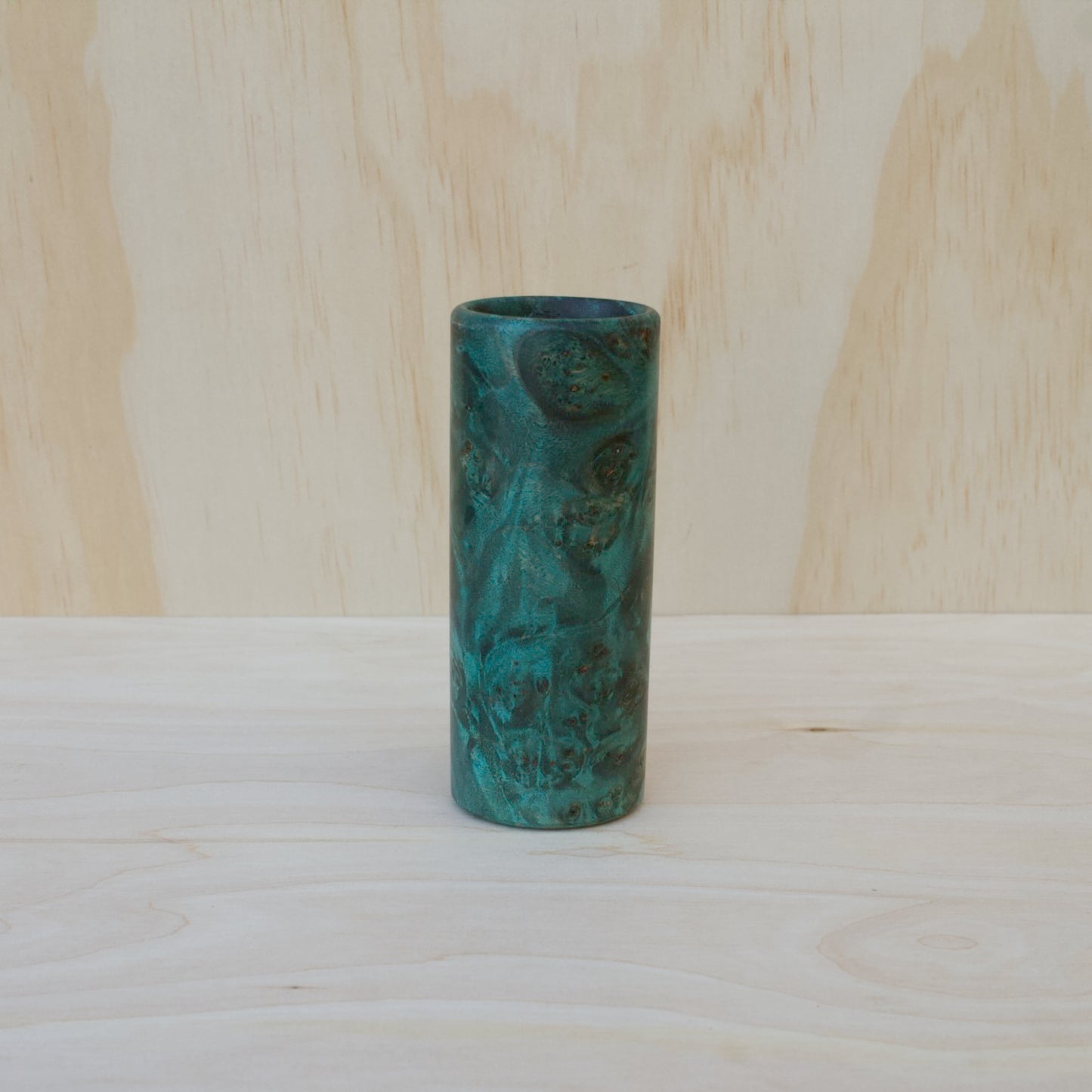 Mappa Burl Big Green Shot Glass